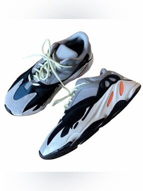 adidas Yeezy Boost 700 Wave Runner Gray Blue Kanye West B75571 Mens Size 11